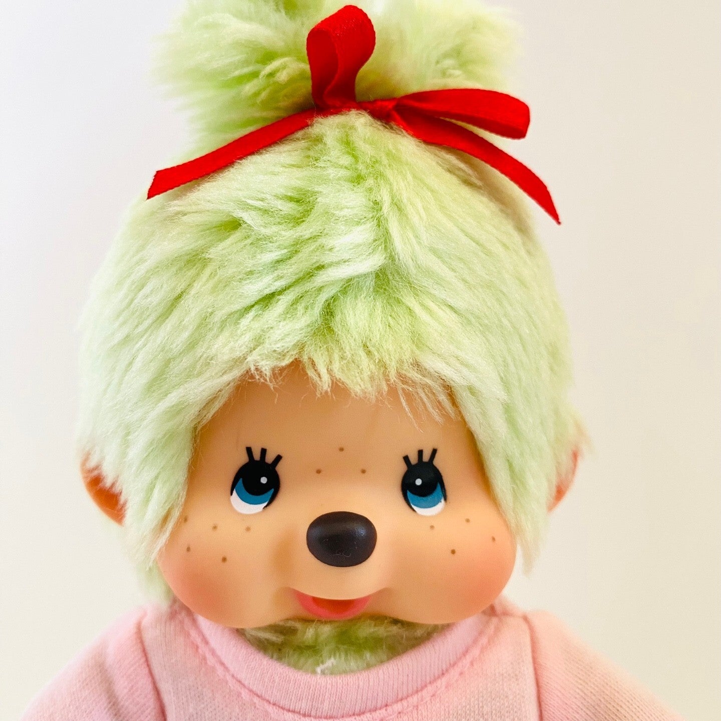 Monchhichi S size Aichi Expo 2005 limited edition thumb sucker plush doll Rare USED